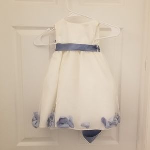 Us Angels toddler fancy dress